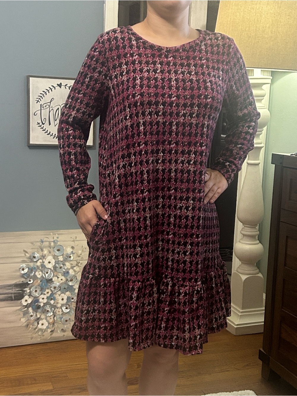 AGB Dress Long-Sleeve Burgundy Houndstooth Ruffle-Hem Mini Dress